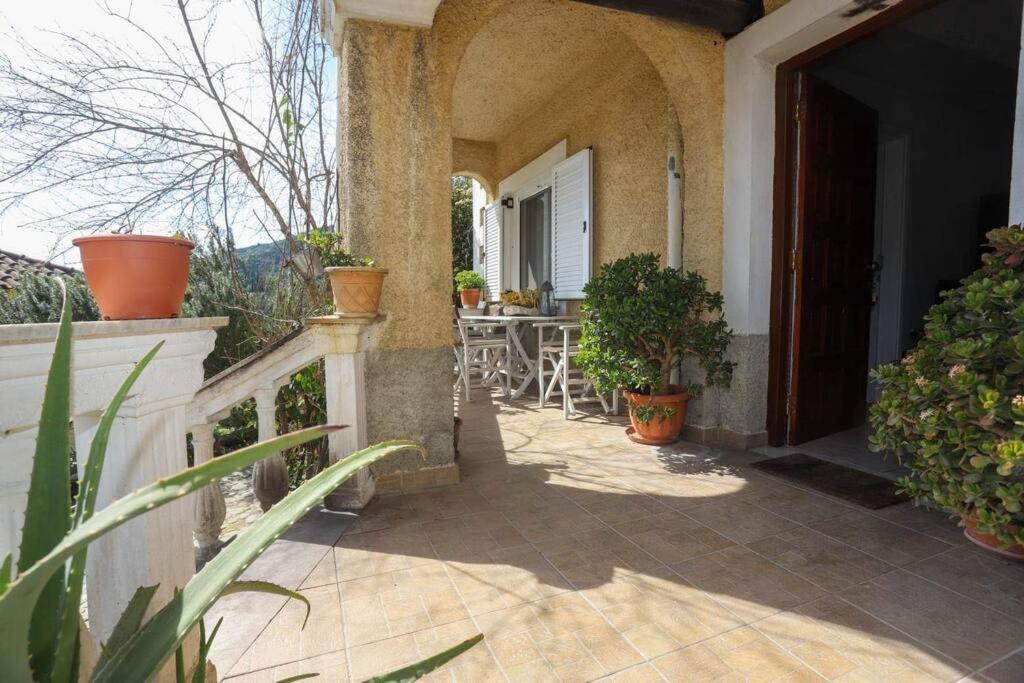 “Katerina'S Guest House” Kato Garouna Extérieur photo